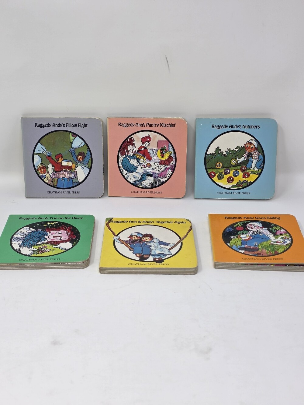 Vintage 1984 Little Treasury Of Raggedy Ann & Andy 6 Small Board Books